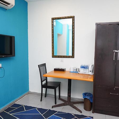 Hotel Shri Putiri Pasir Gudang Exterior foto